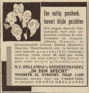 717426 Advertentie van de N.V. Hollandia's Goederenhandel 'In den Specht', 'op afbetaling', Voorstraat 22 te Utrecht.